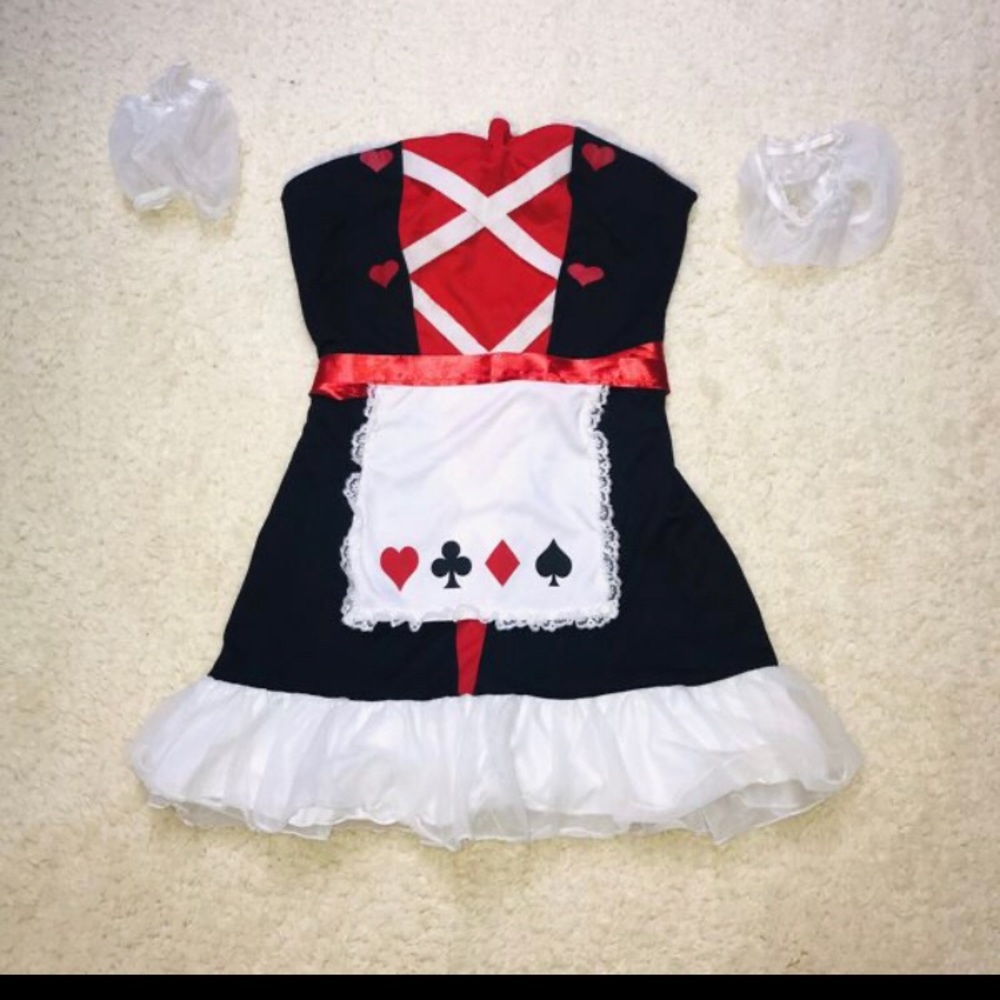 Costume